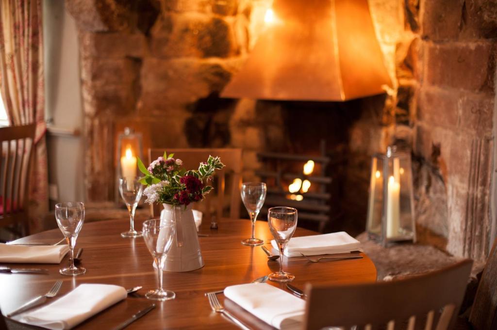 Pollards Inn Willaston  ภายนอก รูปภาพ